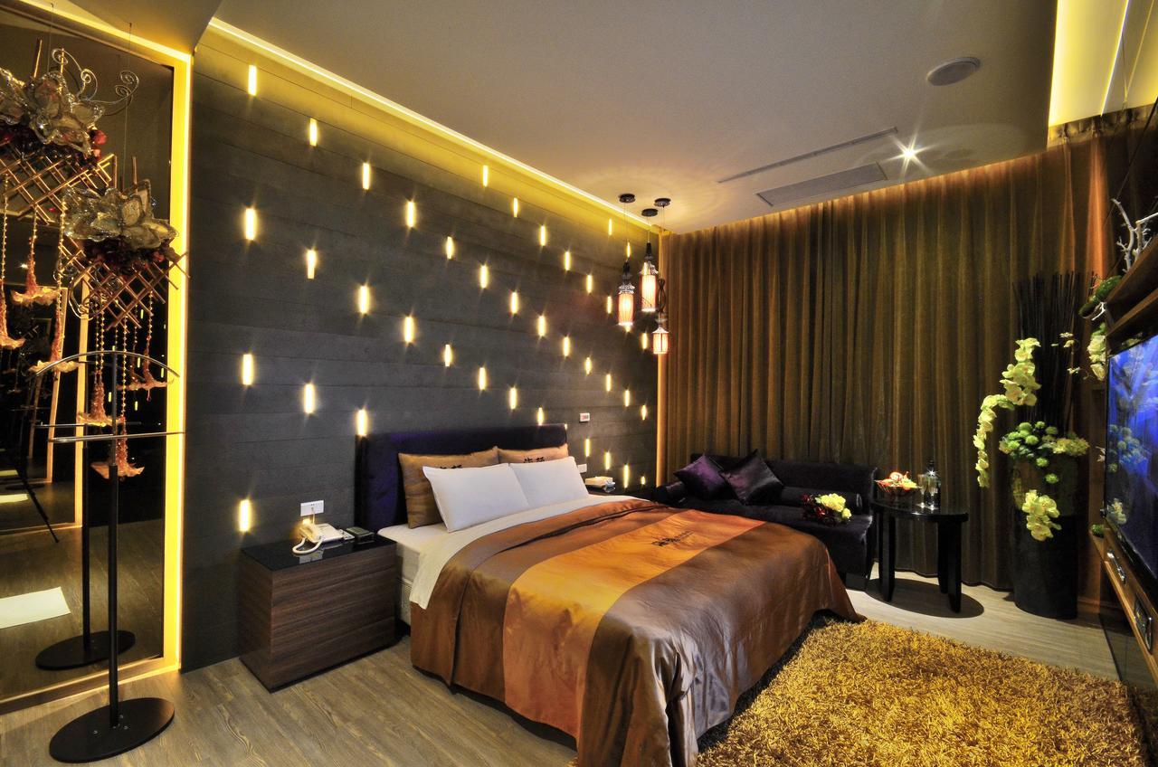 Hea Duenn Motel Taichung Bagian luar foto
