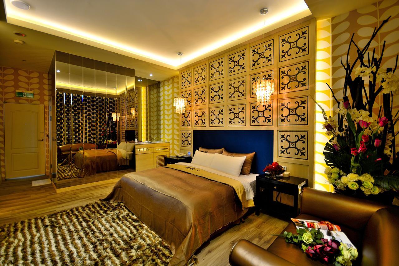 Hea Duenn Motel Taichung Bagian luar foto