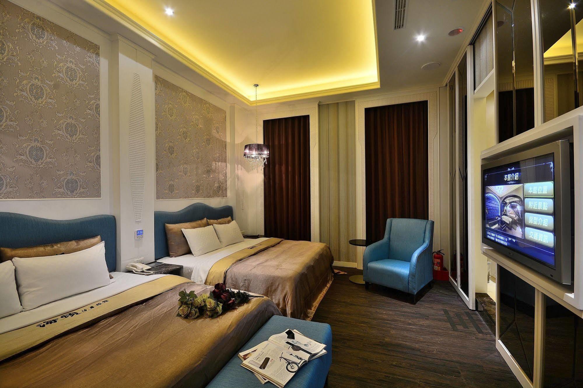 Hea Duenn Motel Taichung Bagian luar foto
