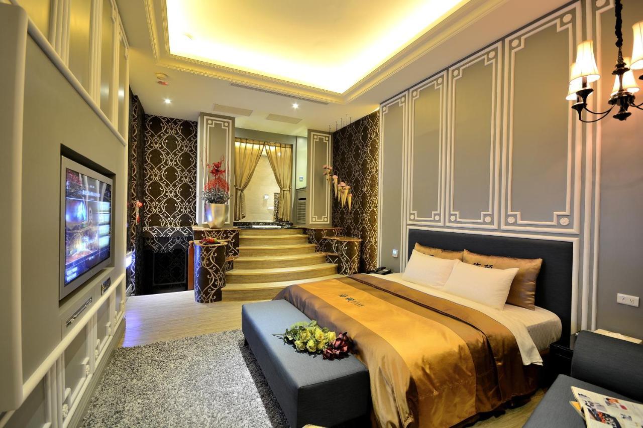 Hea Duenn Motel Taichung Bagian luar foto