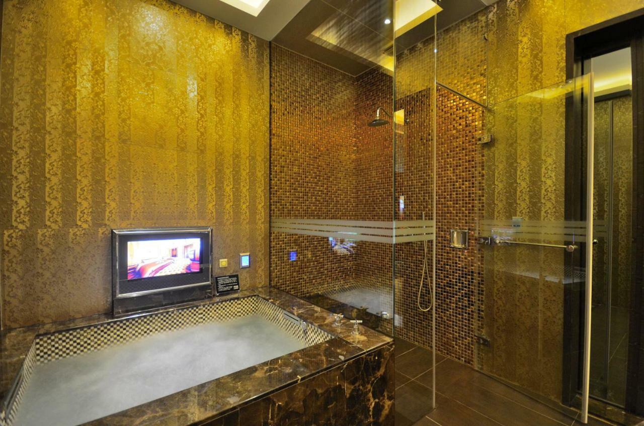 Hea Duenn Motel Taichung Bagian luar foto