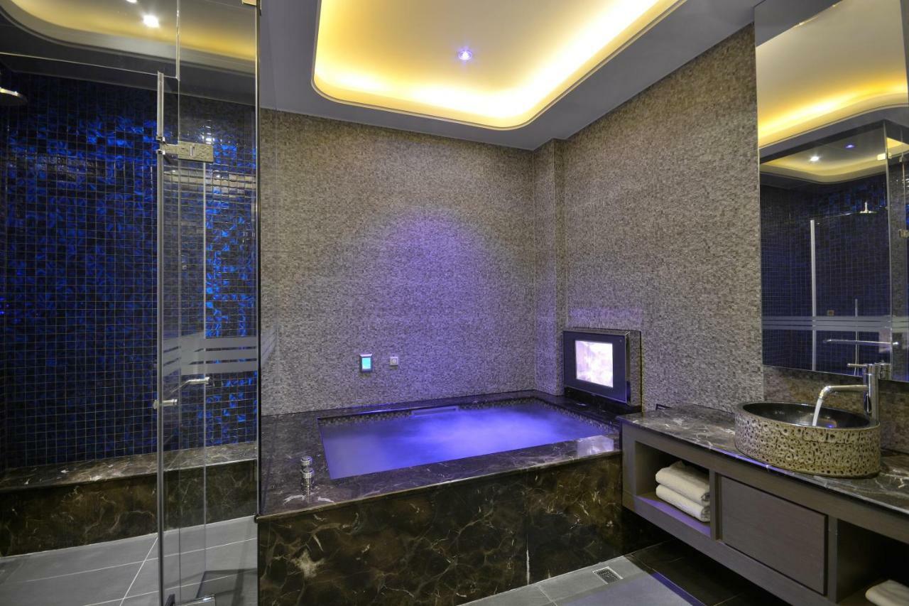 Hea Duenn Motel Taichung Bagian luar foto